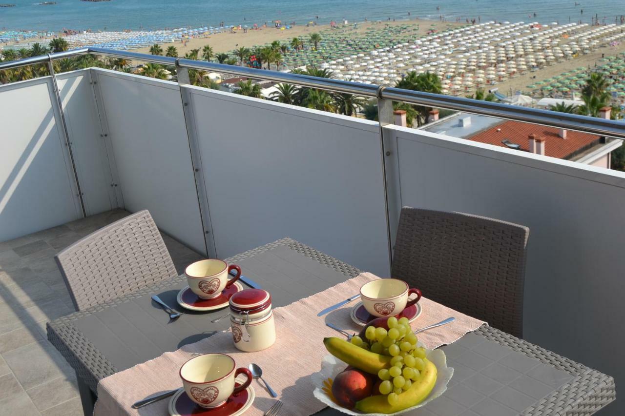 Fronte Mare Panoramico San Benedetto Apartment San Benedetto del Tronto Bagian luar foto
